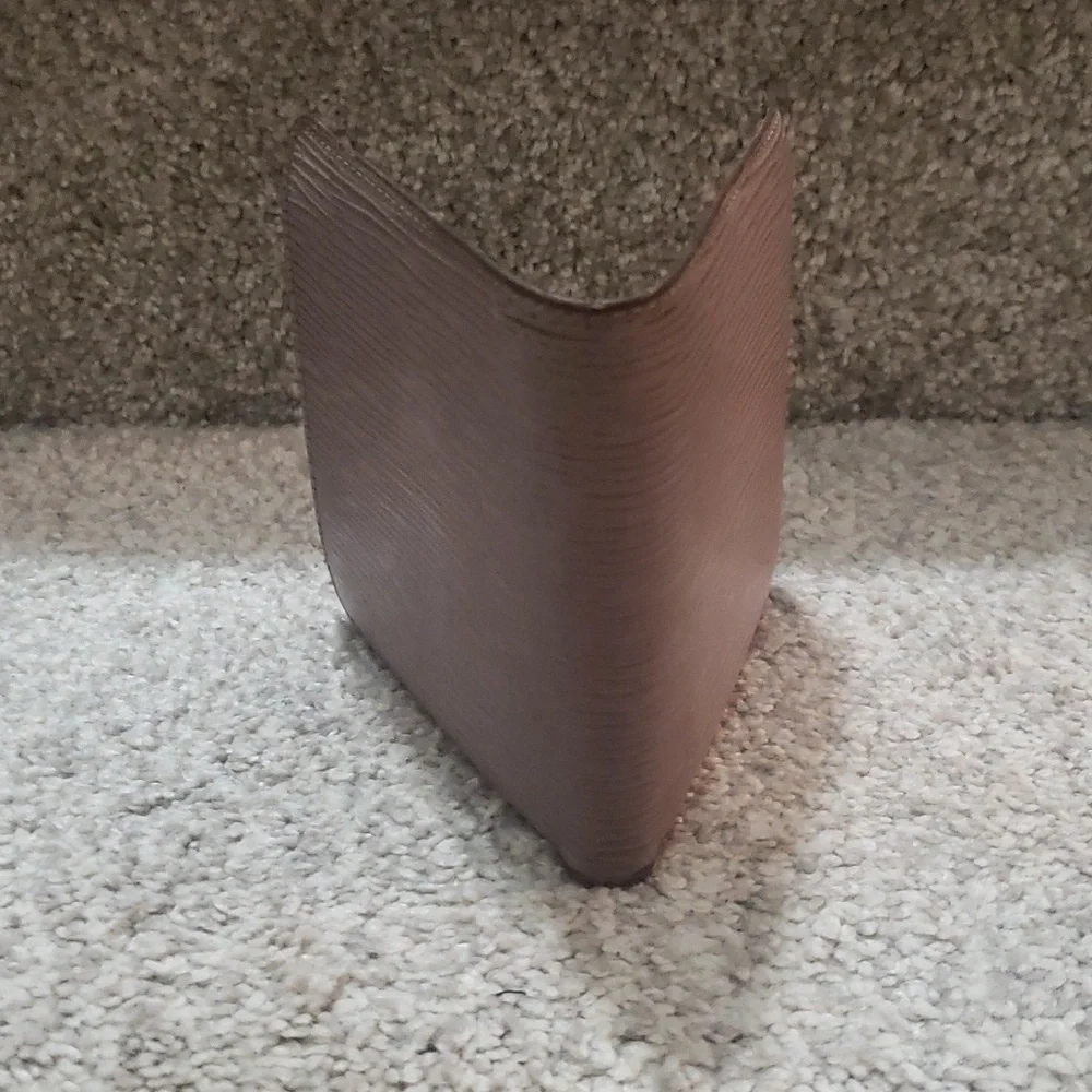 Louis Vuitton Grey Epi bifold wallet Authentic